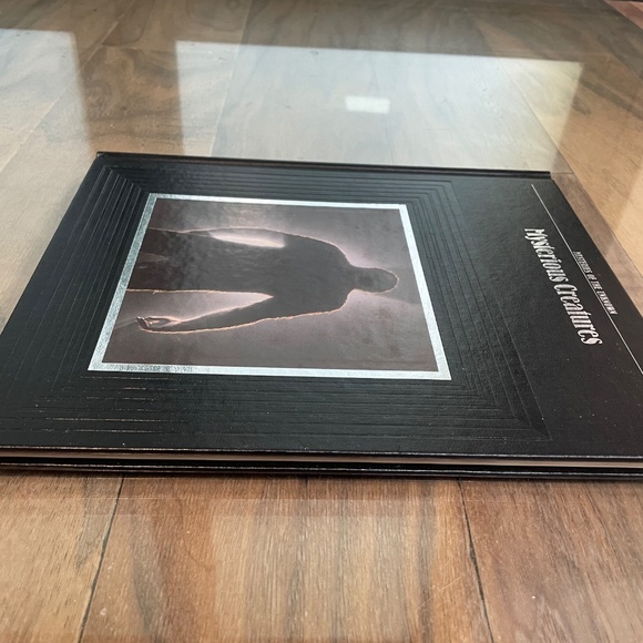 New "Mysteries of the Unknown: Mysterious Creatures" Hardcover Book - Picture 5 of 16